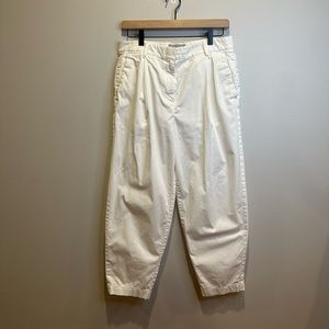 Everlane cropped white khaki pants size 6